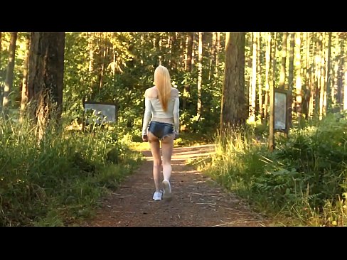 ❤️ Mulier pulchra tardum, non nuda video Hard porn apud nos